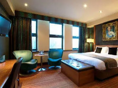 Kings At The Queen Hotel Chester